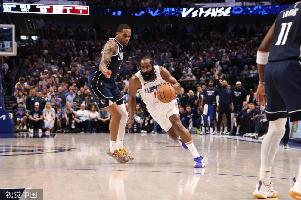 展现了同样 展现了同样